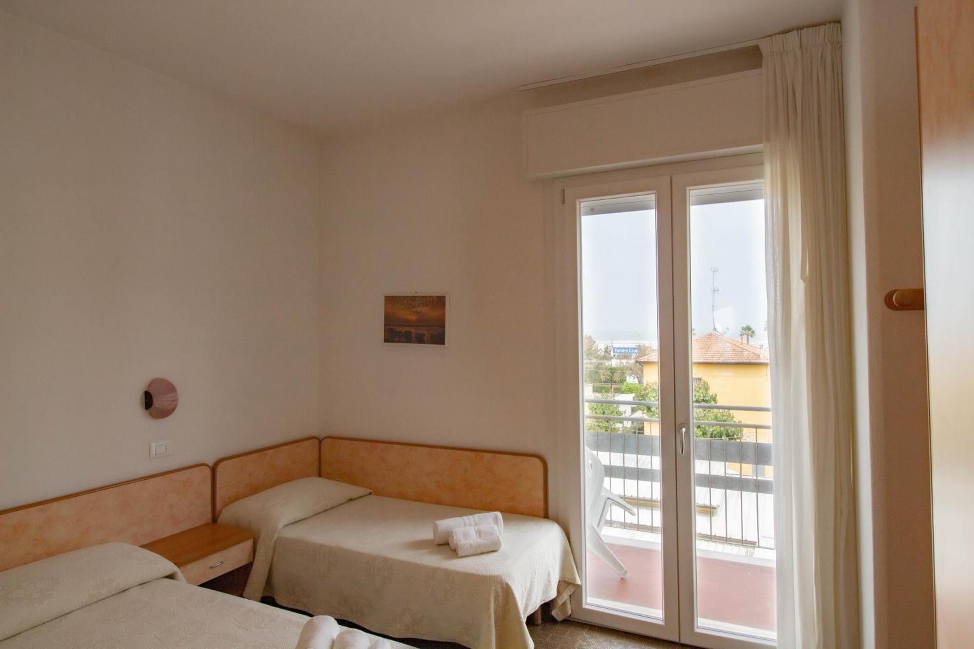 Hotel Manuela Червия Номер фото